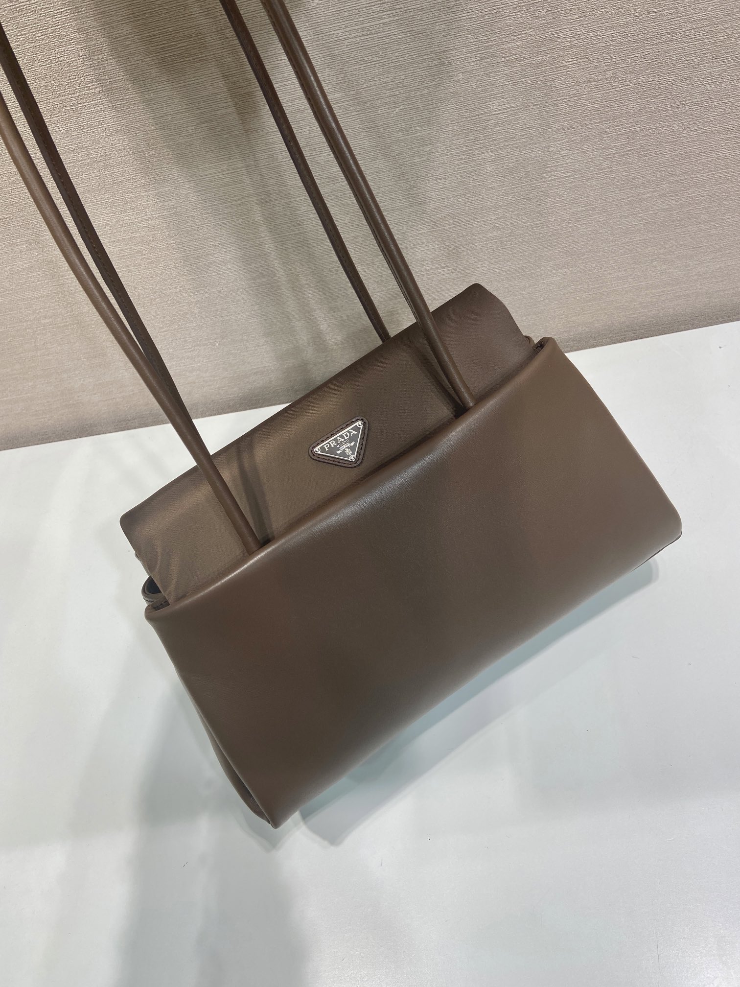 Pra*a Black Passage Medium Leather Bag-1BA495-28*14.5*12cm