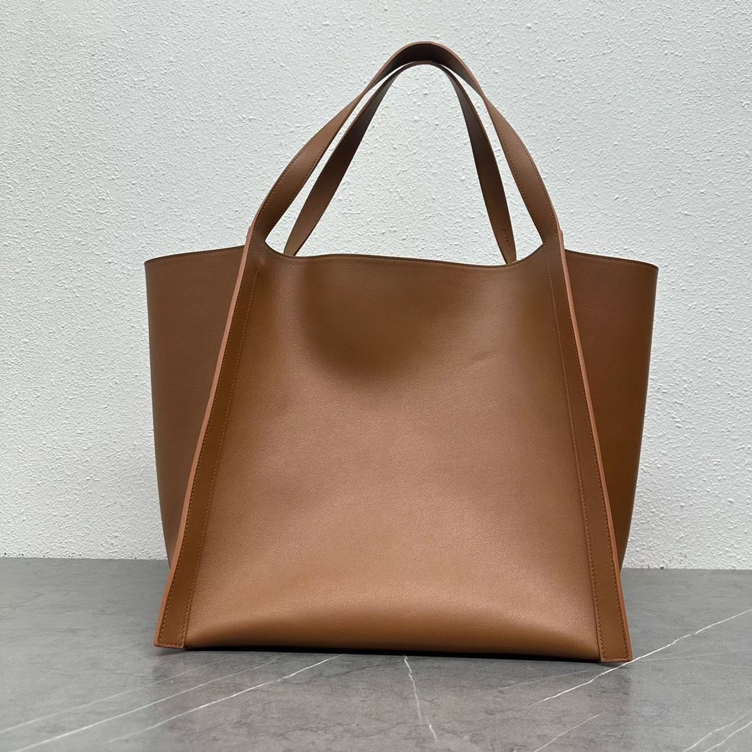 Celi*ne Medium Cube Bag-36x35.5x34CM