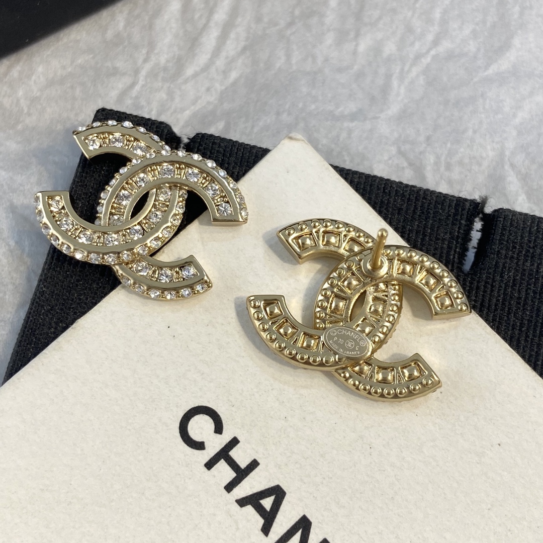 Ch@nel Earring