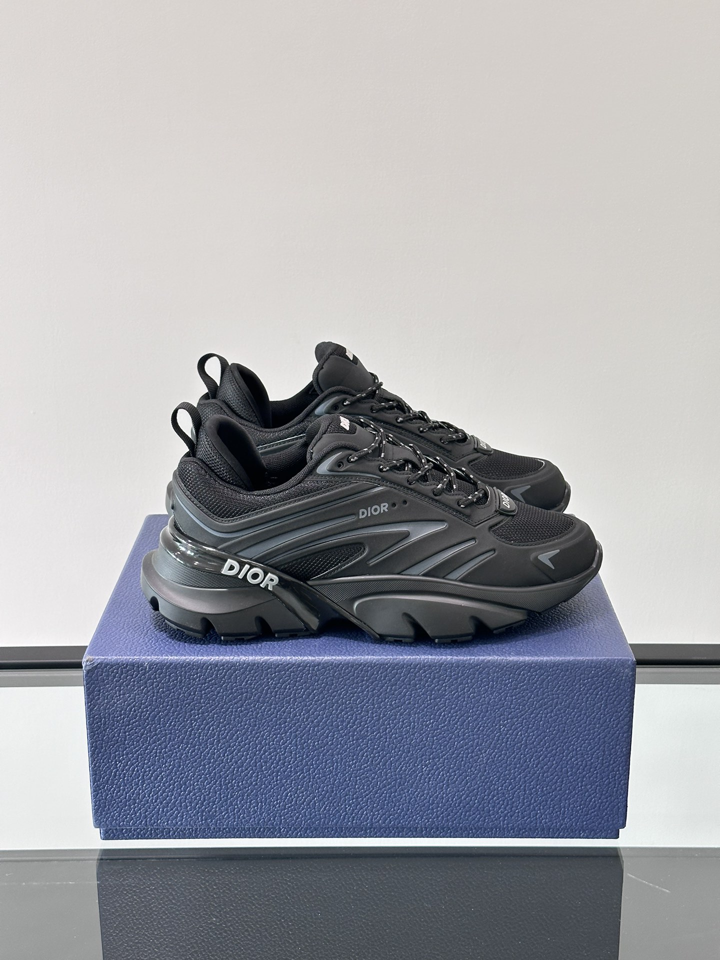 Diro Sports Sneakers