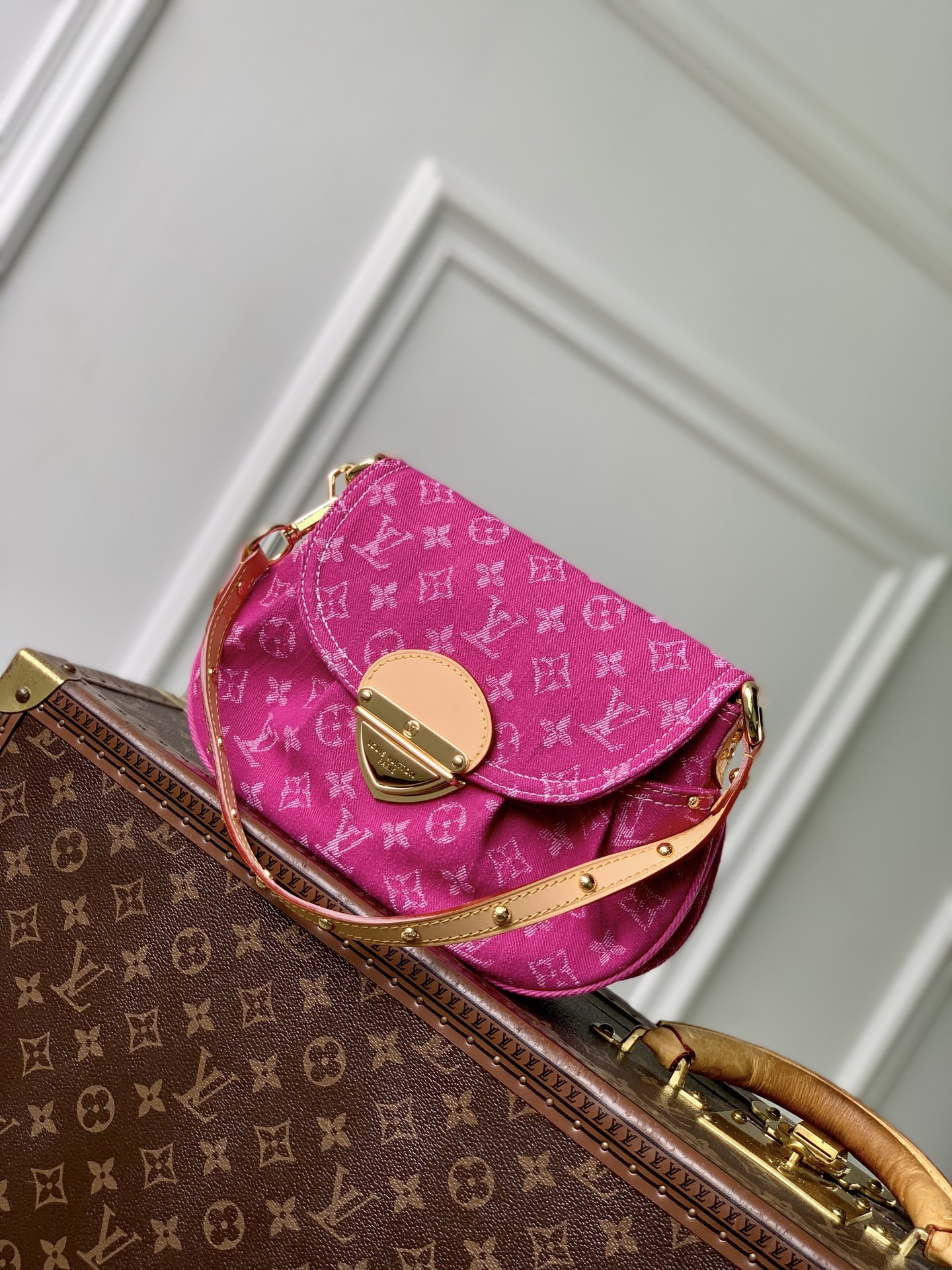 L0vis Vvtt0n Sunset Vibe Bag-18 x 3 x 27CM