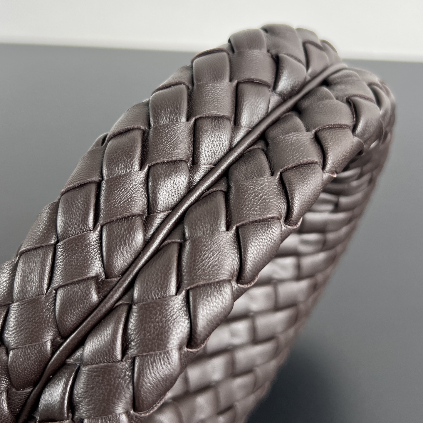B0tt*ga Ven*ta Leather Shoulder Bag-26x22x5CM
