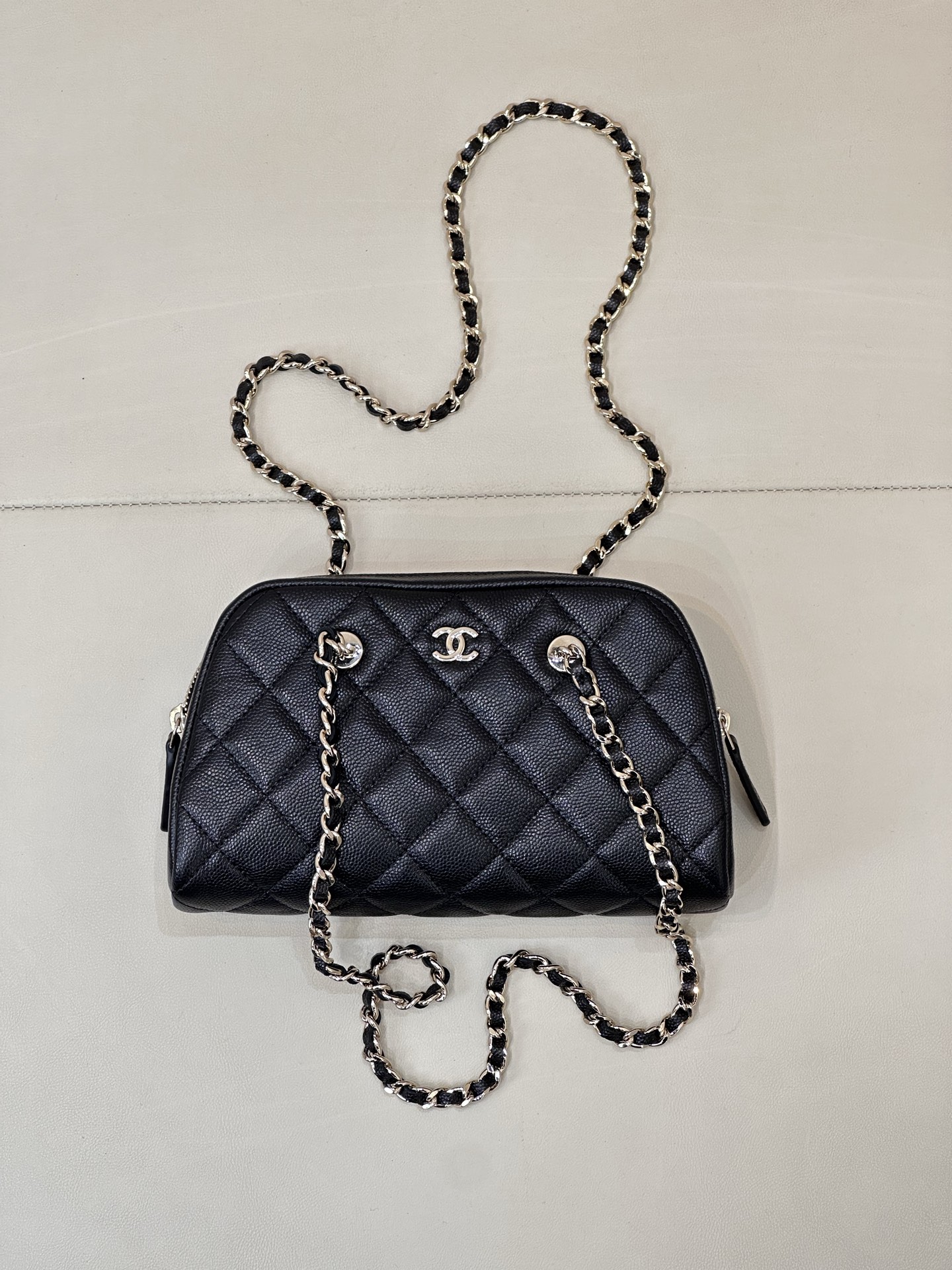 Ch@nel Clutch With Chain - Grained Shiny Calfskin & Gold-tone Metal-19*11*5.5CM