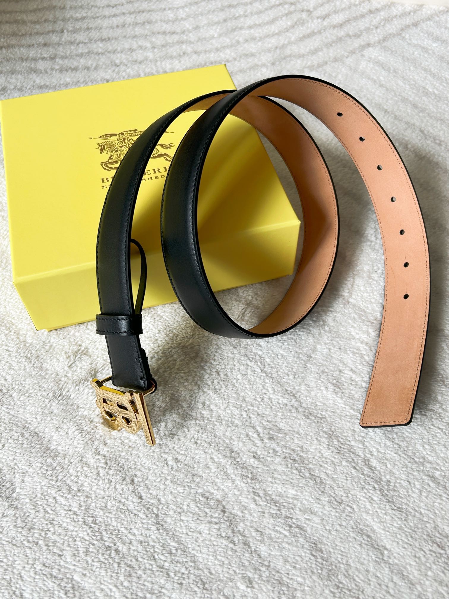 Bv*b*rry Belt-3.5CM