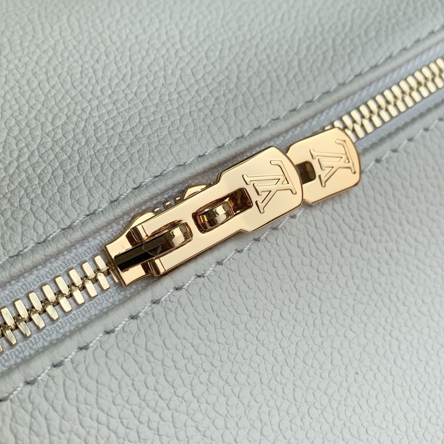 L0vis Vvtt0n Express Handbag-M29392-17 x 13.5 x 26CM