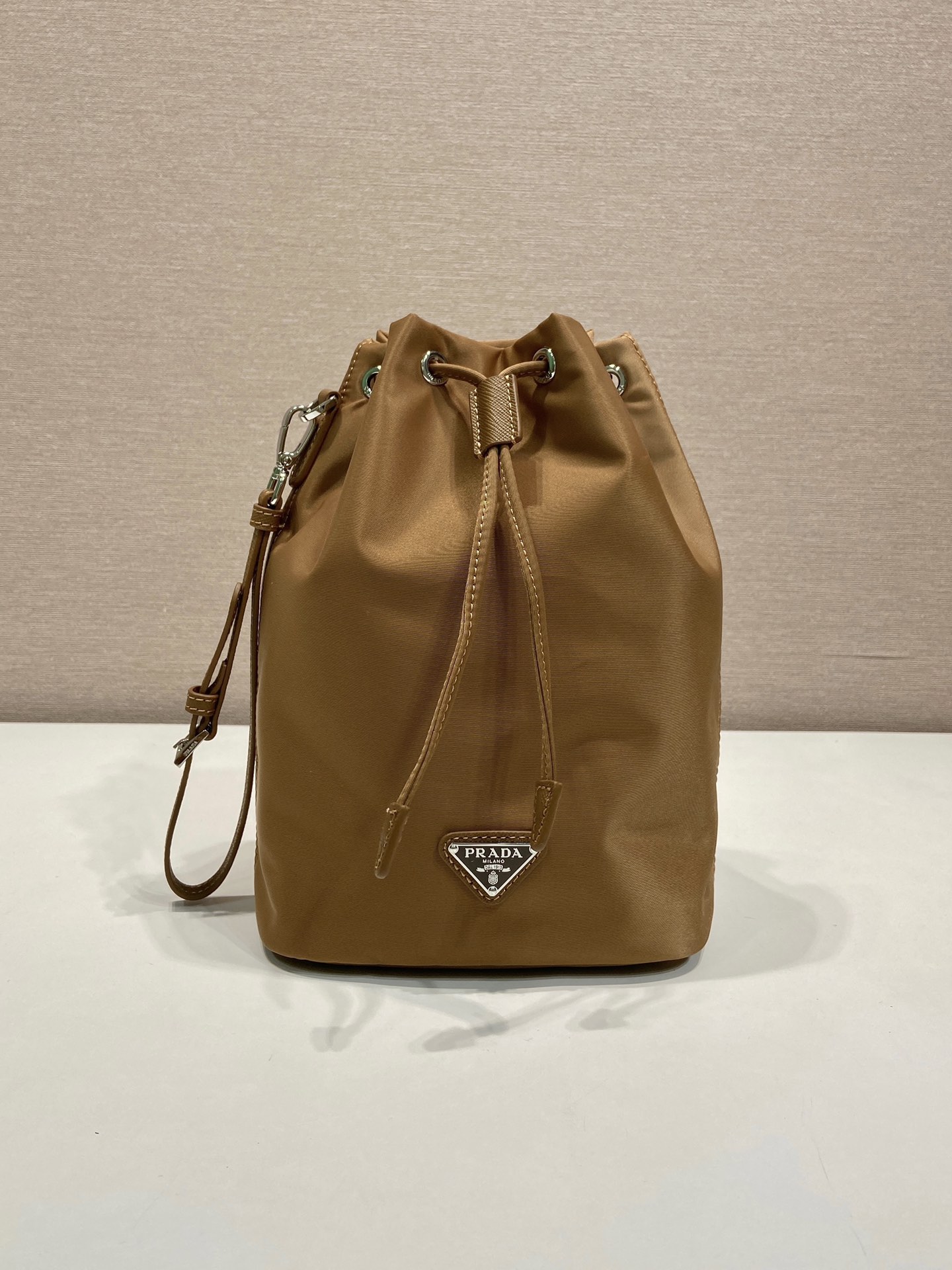 Pra*a Re-Nylon Bucket Bag-1N369-15.5*23*10CM