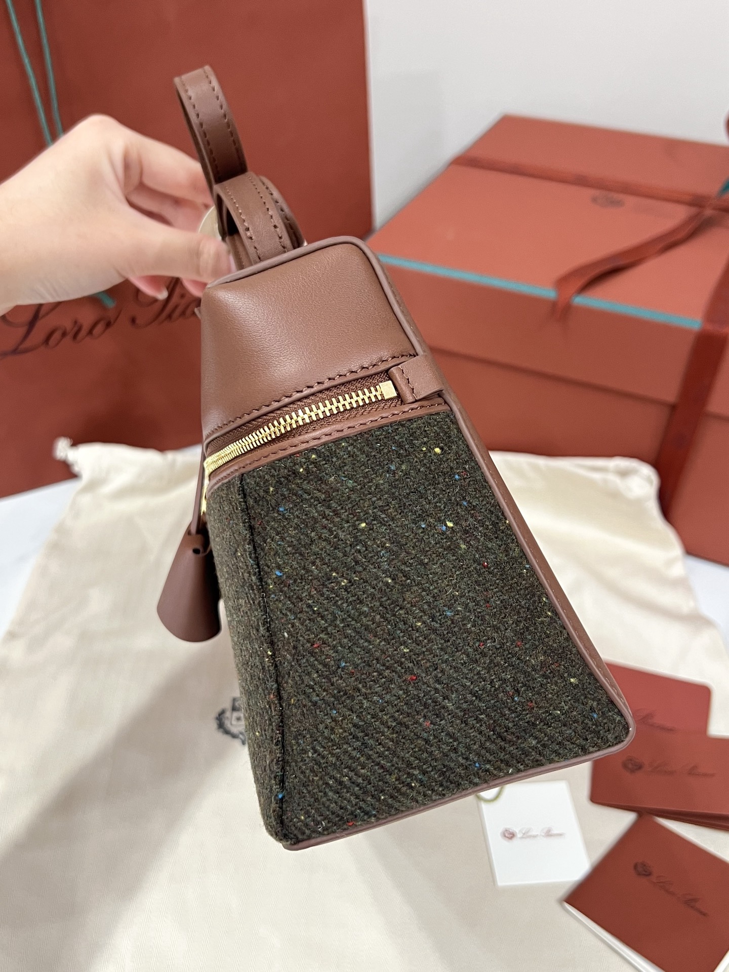 L0r0 P1ana Extra Bag L27-16*27*10CM