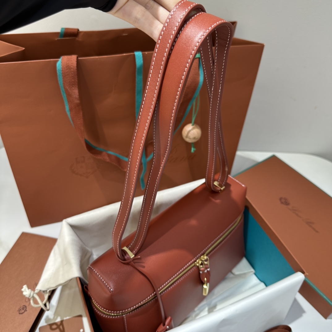 L0r0 P1ana Extra Bag L27-16*27*10CM