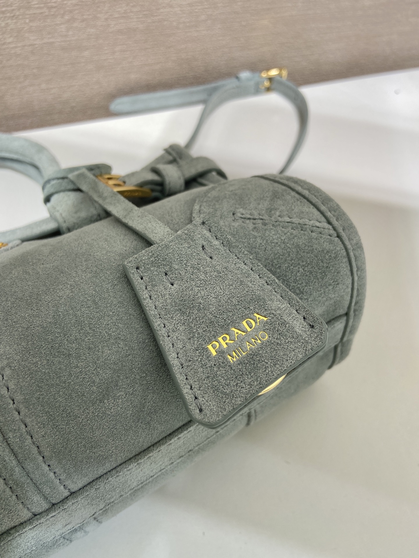 Pra*a Bonnie Suede Handbag-23.5*12*9CM