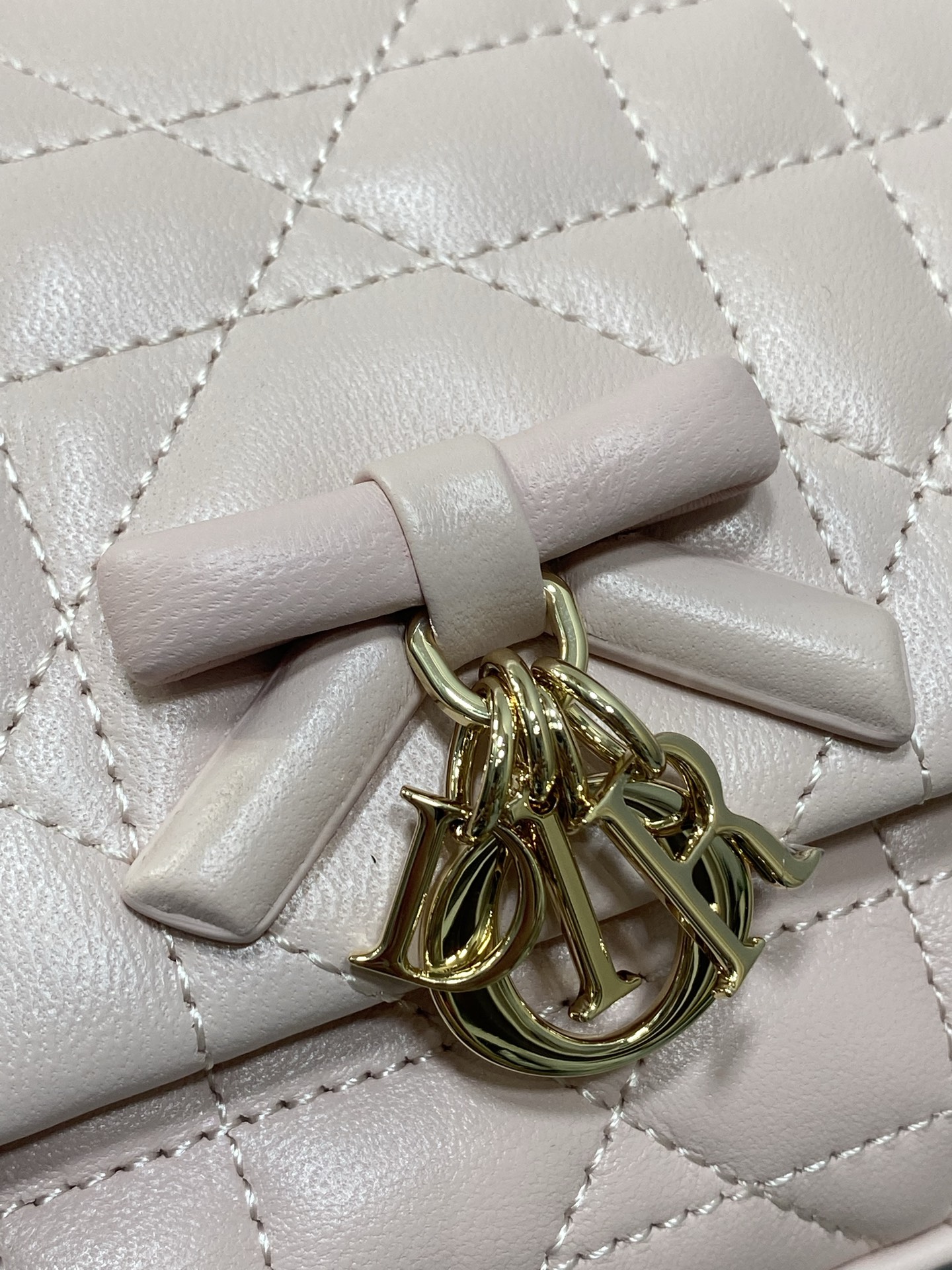 Diro Mini Bag with Chain Soupir Pink Macrocannage Lambskin-21*11.5*7CM