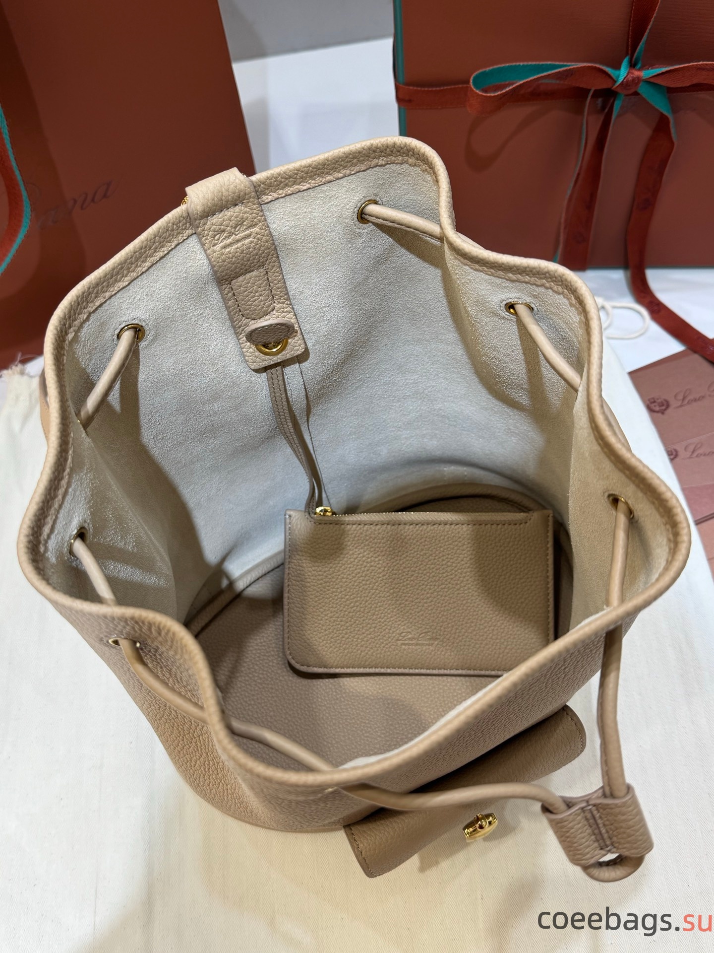 L0r0 P1ana Extra Drawstring L27 Backpack-25x 27x14CM