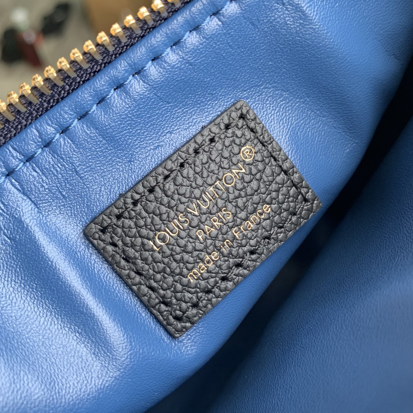 L0vis Vvtt0n Multipass Mini Handbags-M3A389-17.5 x 18 x 9.5CM