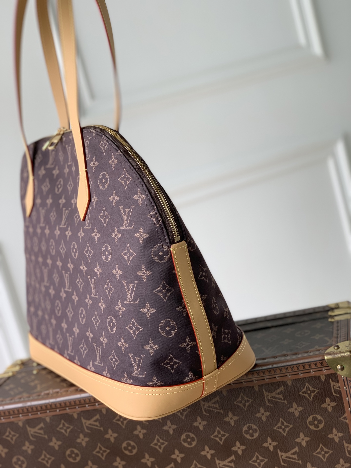 L0vis Vuitto*n Alma Shoulder MM-M2A509-36 x 28 x 17CM