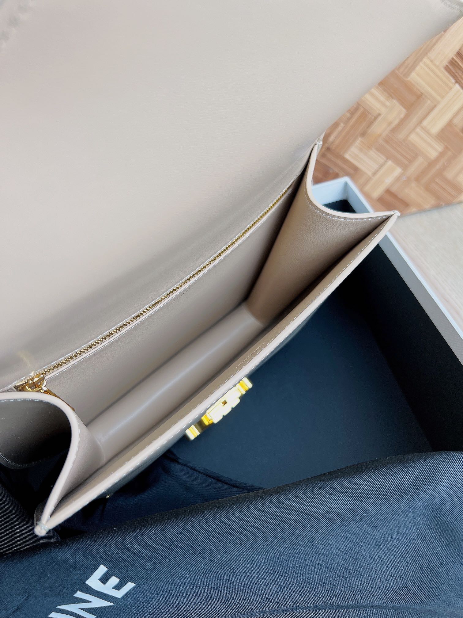 Ce**e triomphe chain square bag-24.5*17*4cm