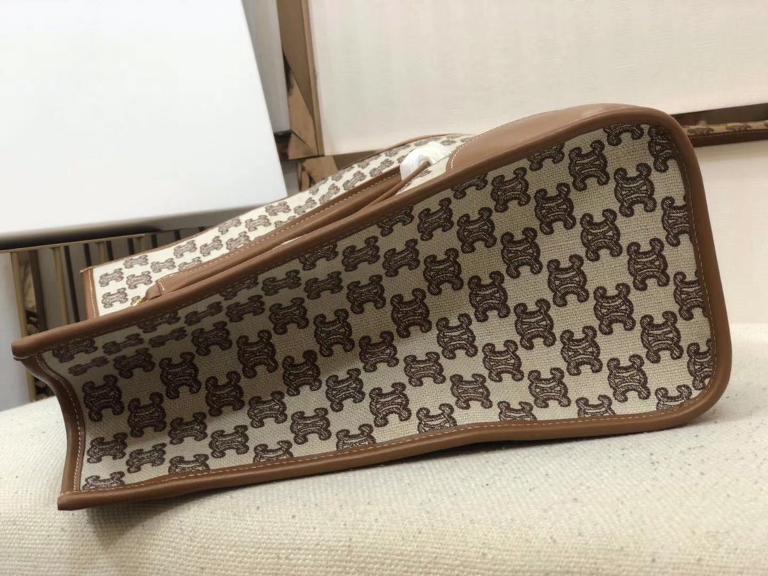 Celin Cabas Triomphe Tote-43*31* 15CM