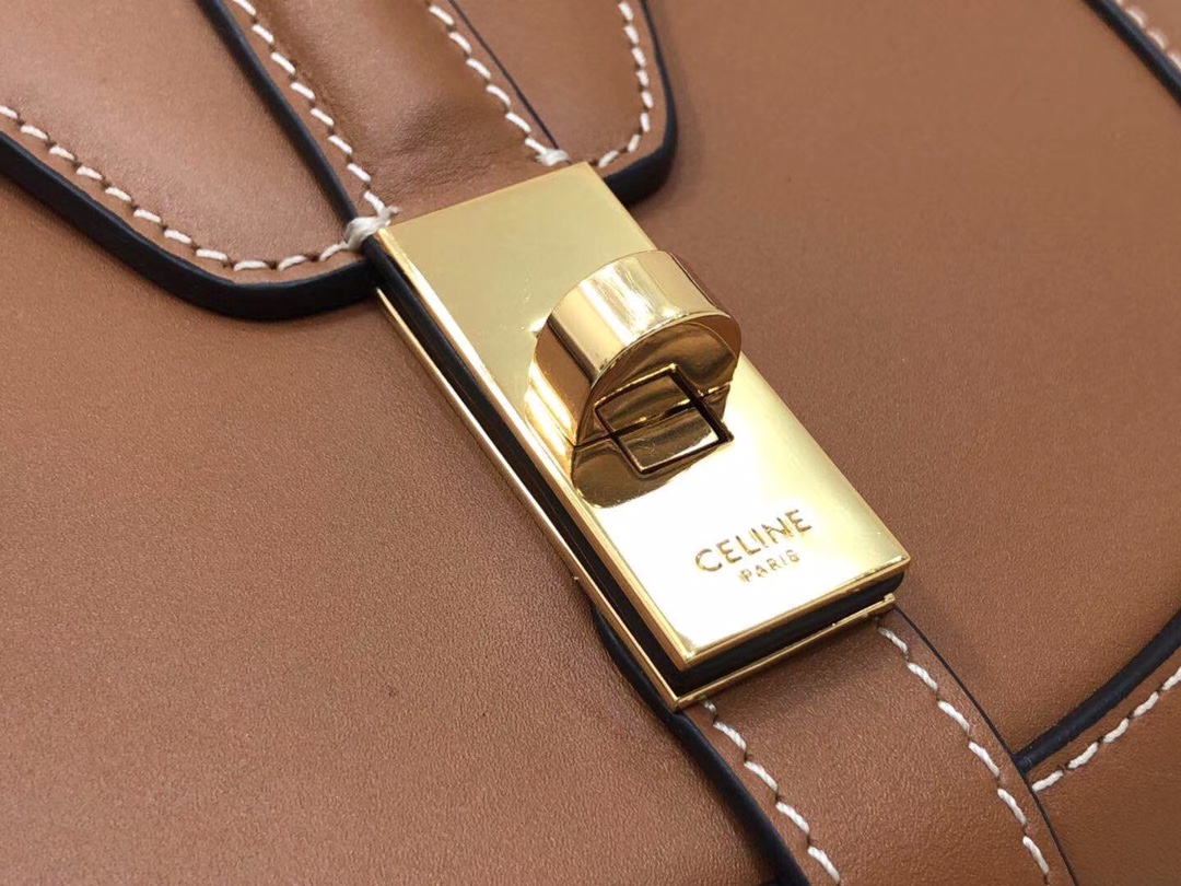 Celin Besace 16 Bag in Natural Calfskin -19*17*6CM