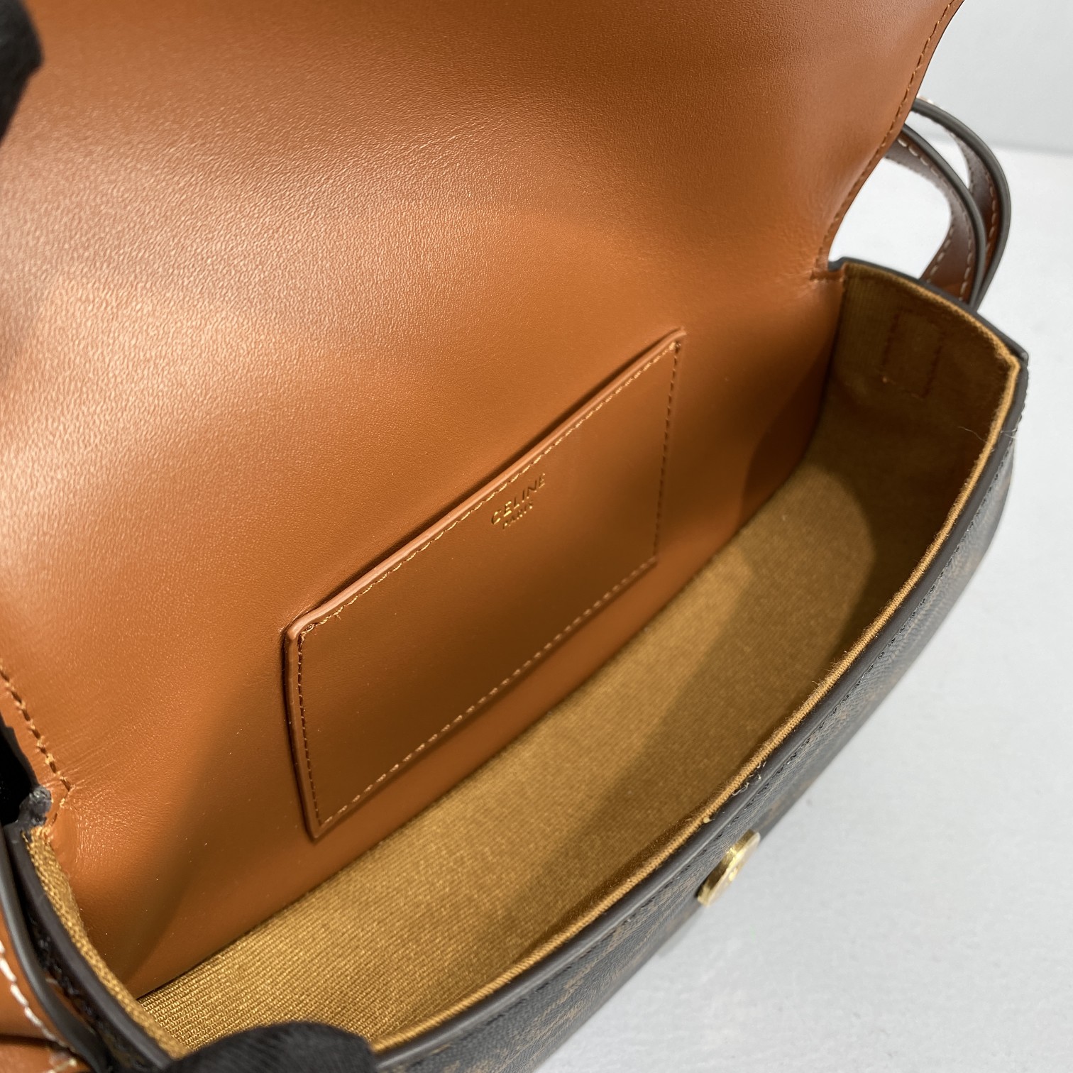 Celin Mini Tabou Clutch On Strap-18*8*5CM