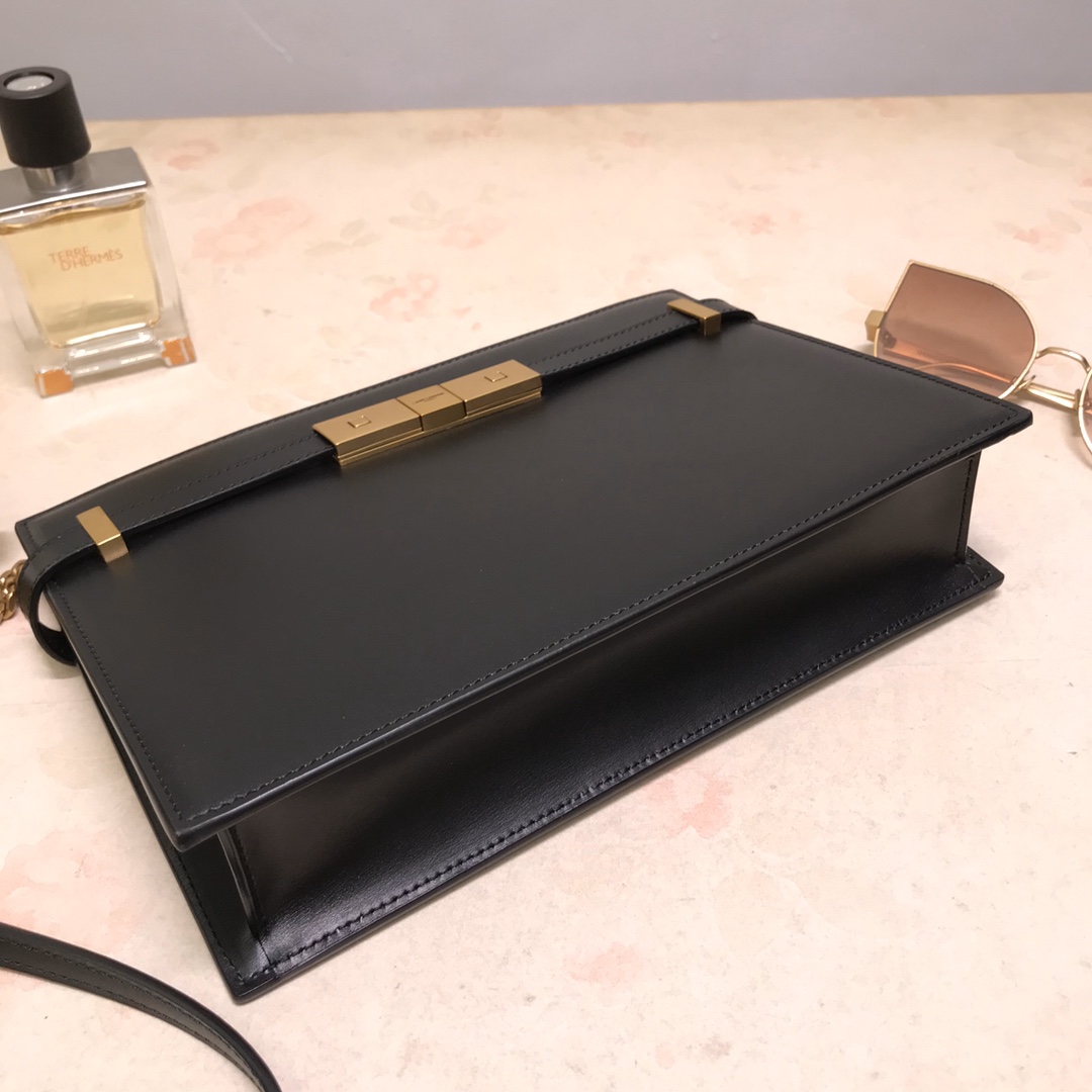 Y*L chain bag-24*16*5cm