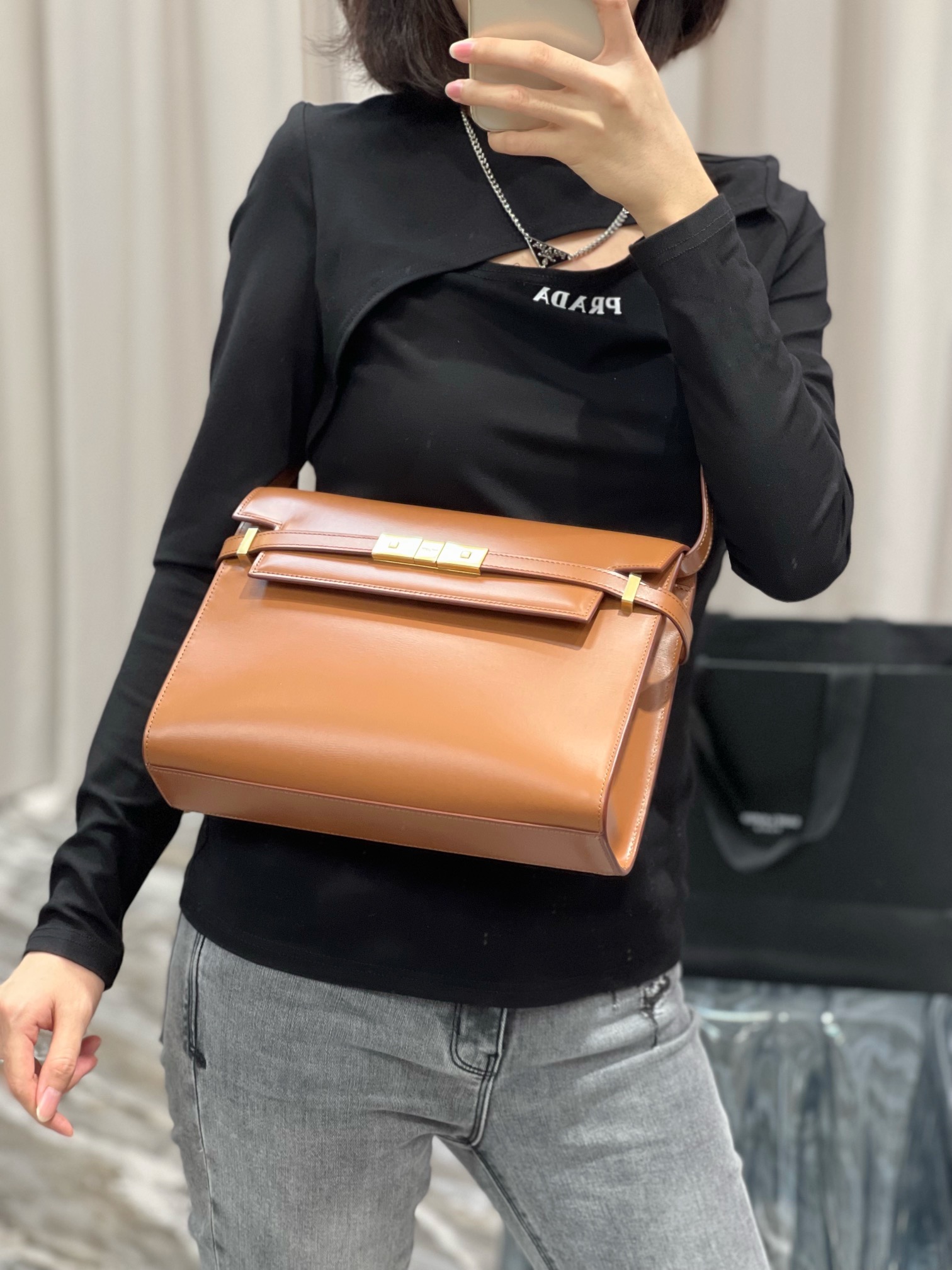 Y*L manhattan-29x20.5x7cm